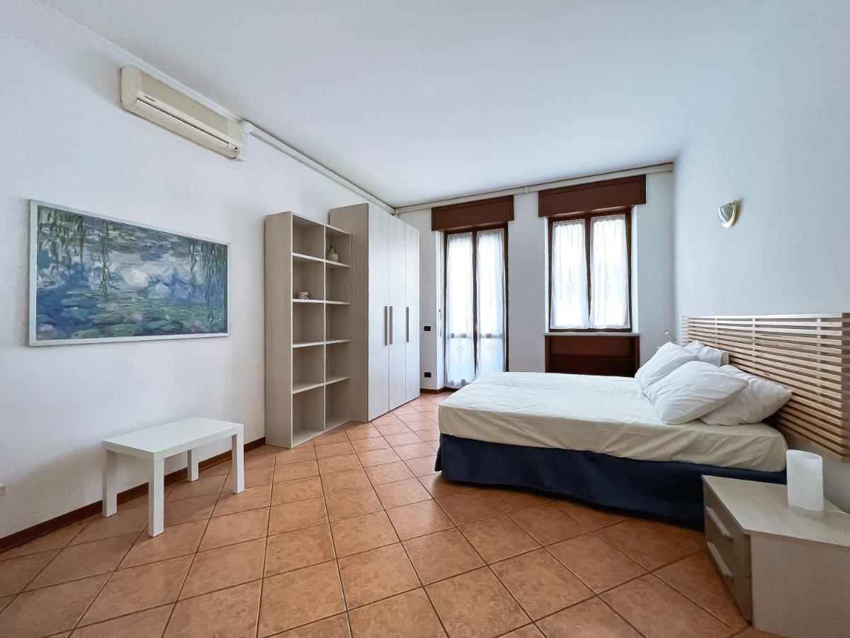 Apartment Amply Lit Harmony Via Brocchi Mailand